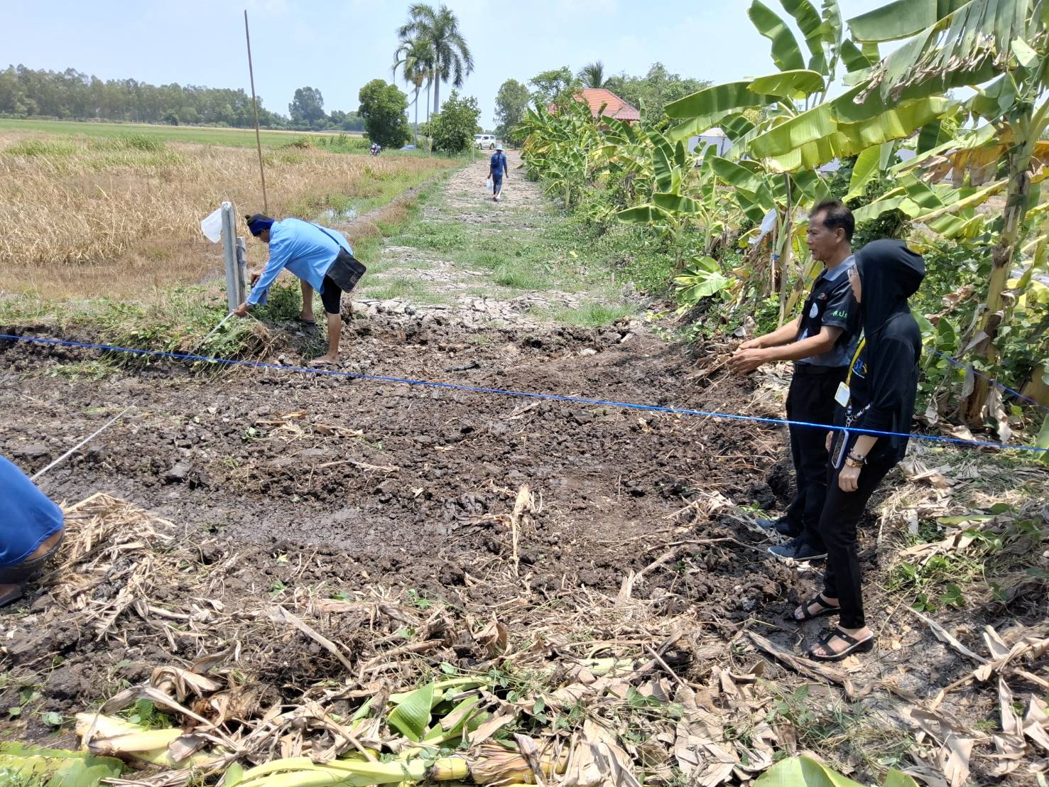 title - ส.ป.ก.นครปฐม ลงพื้นที่ให้บริการกับเกษตรกรในเขตปฏิรูปที่ดินเกี่ยวกับการ เจรจาข้อพิพาทและแก้ไขปัญหาที่ดินตาบอด